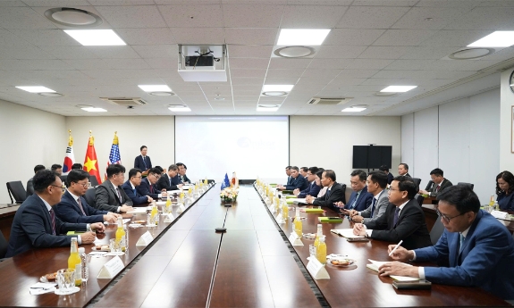 Bắc Ninh thúc đẩy hợp tác bán dẫn với Tập đoàn Amkor tại Incheon